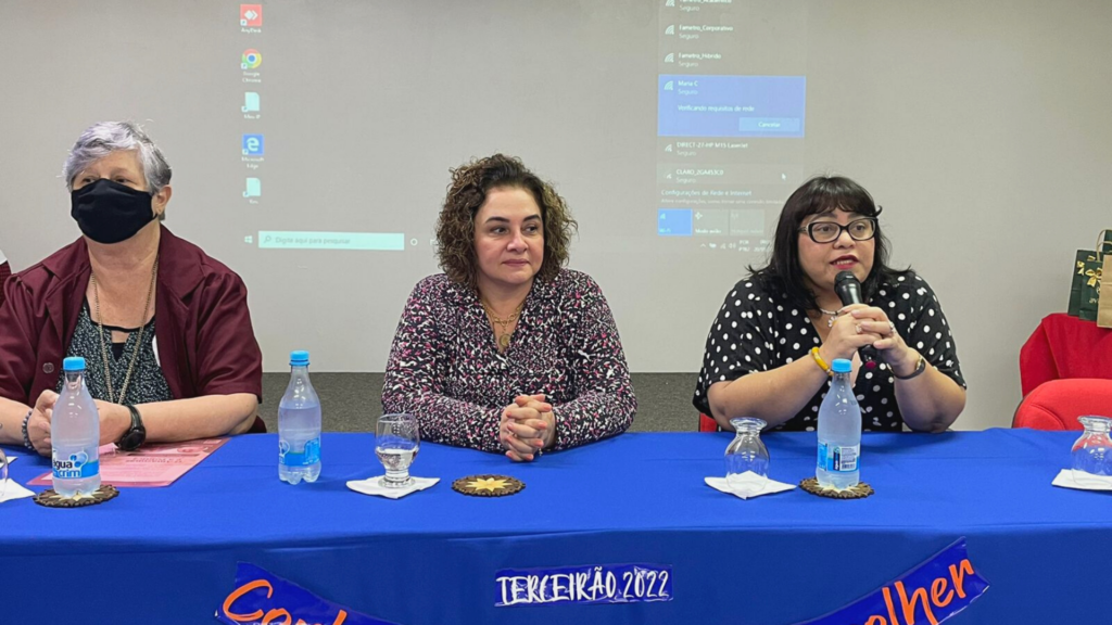 Ciclo de Palestras sobre Profissões tem participação da reitora Maria do Carmo Seffair, no Colégio Fametro