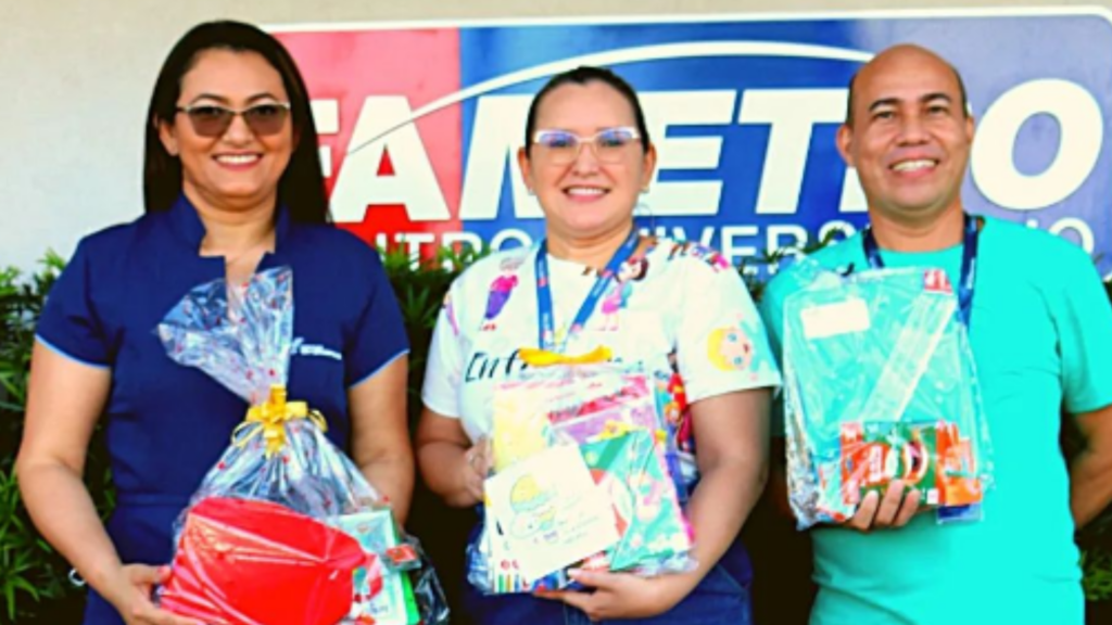 ACADÊMICOS DE ENFERMAGEM REALIZAM DOAÇÃO SOLIDÁRIA PARA HEMOAM