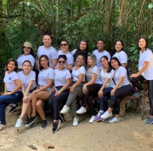 imagem mostra alunos dos cursos de saúde da Fametro no Musa