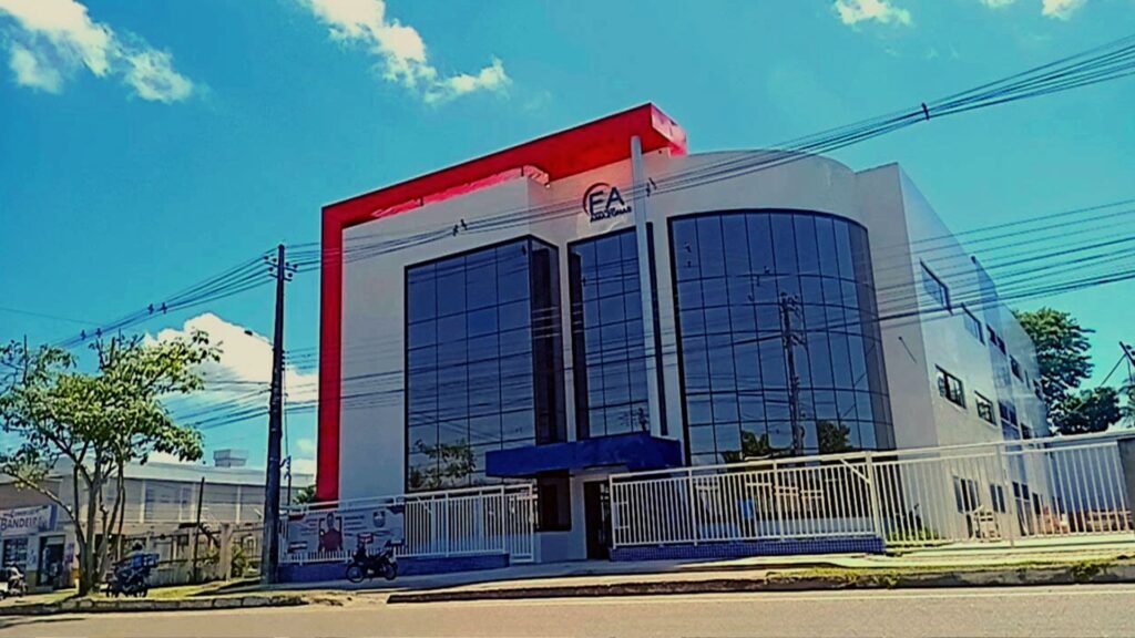 Fametro inaugura nova unidade em Manacapuru Imagem mostra fachada da nova unidade em Manacapuru