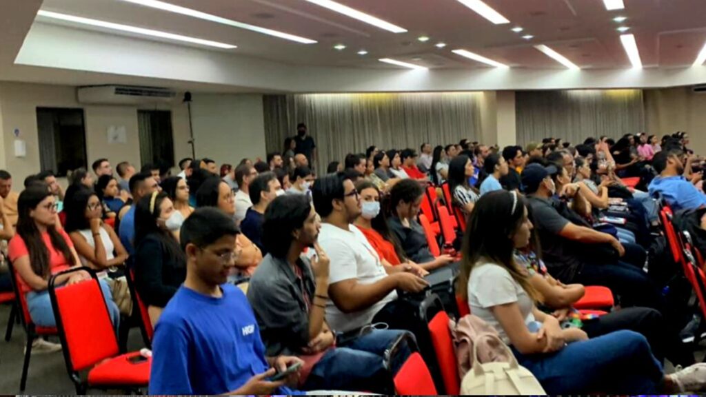Palestra com agentes da Visa aconteceu na unidade 5 da Fametro