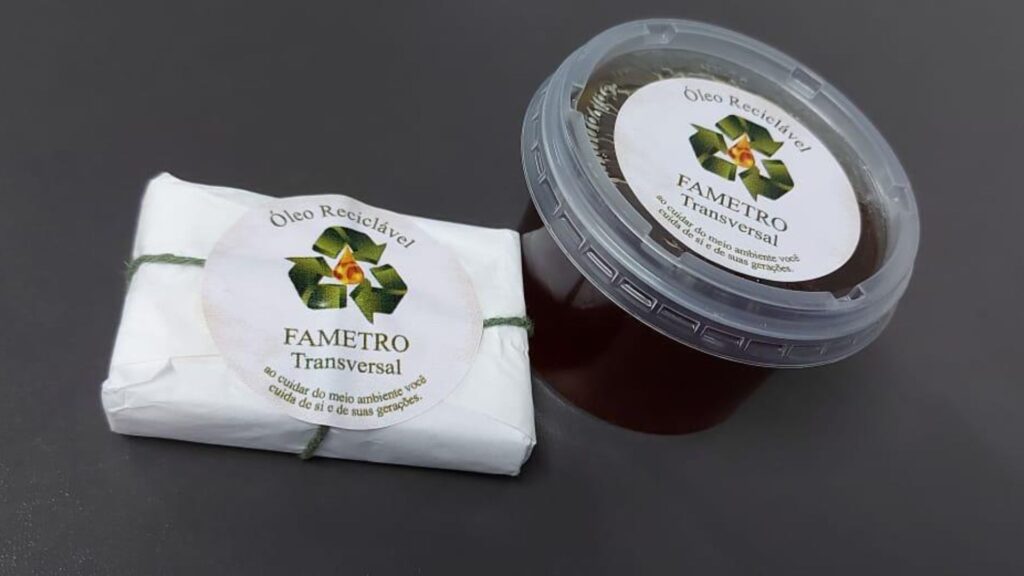 Estudantes arrecadam óleo para produção de biocombustíveis