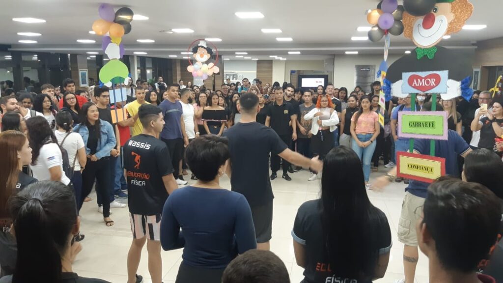 Fametro Leste realiza acolhida