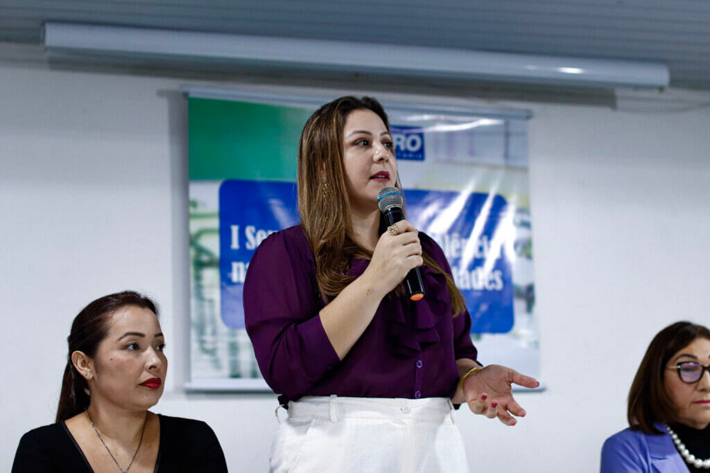 Debate sobre violência nas escolas e universidades é promovido pela Fametro Parintins