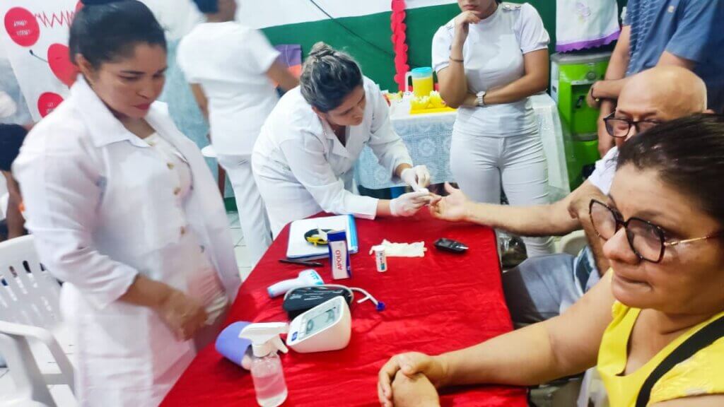 Fametro realiza atividades de extensão e pesquisa em diversas unidades fametro leste atividade extensao