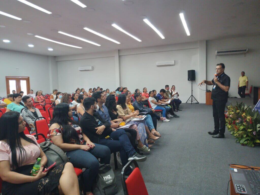 Fametro sul recebe workshop de tratamento de lesões com o Coren-AM Fametro Sul recebe workshop sobre tratamento larval