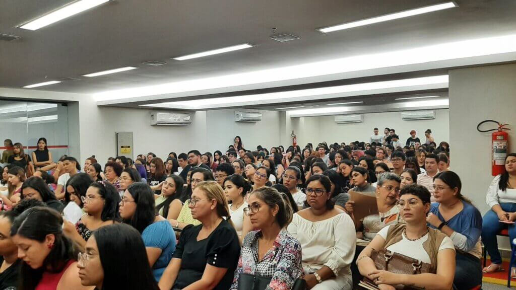 palestra magna semana de psicologia sobre saúde mental