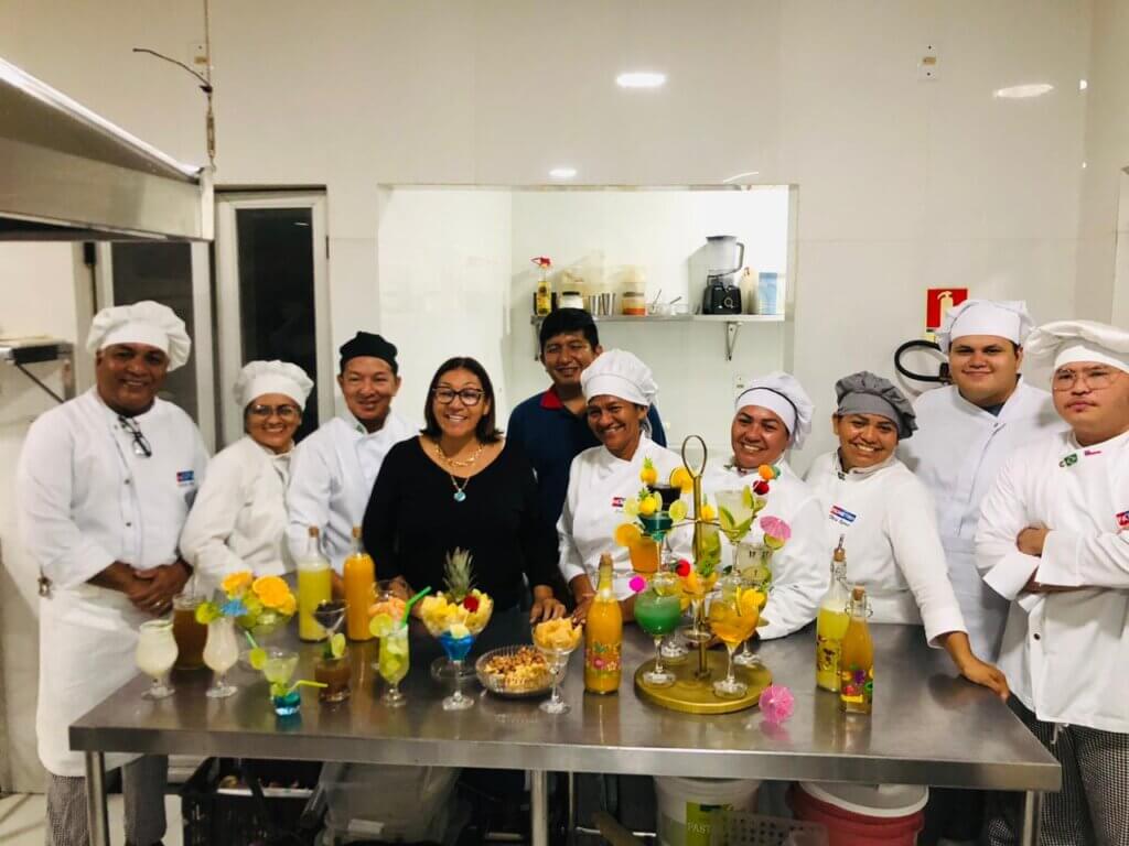 Acadêmicos do curso de Gastronomia do 4º período | Foto: Divulgação/ Fametro