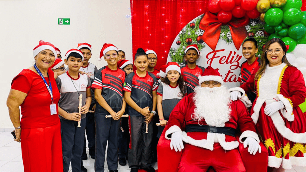 Natal Solidário na Fametro Norte: Diversão e dicas de saúde bucal para todos