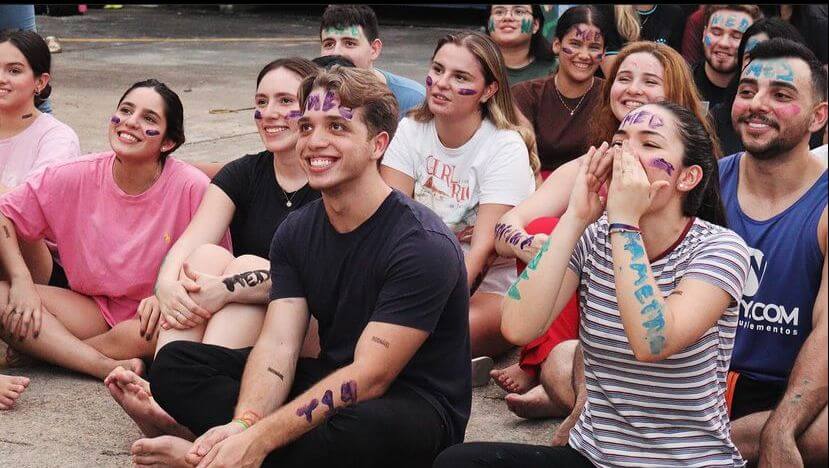 Calouros da Medicina iniciam jornada acadêmica com trote interativo