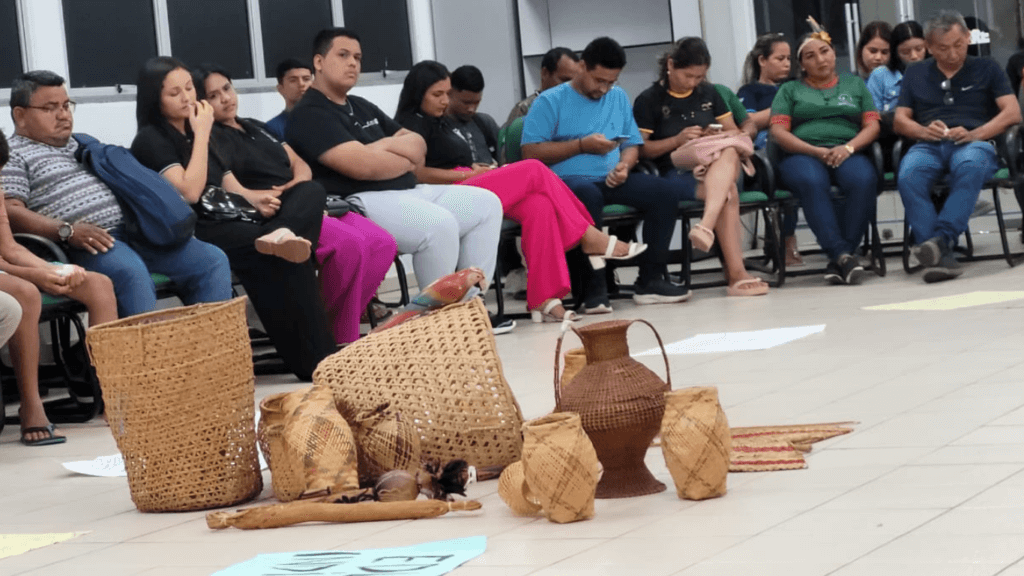 Coari em ação: Celebrações de encontro indígena