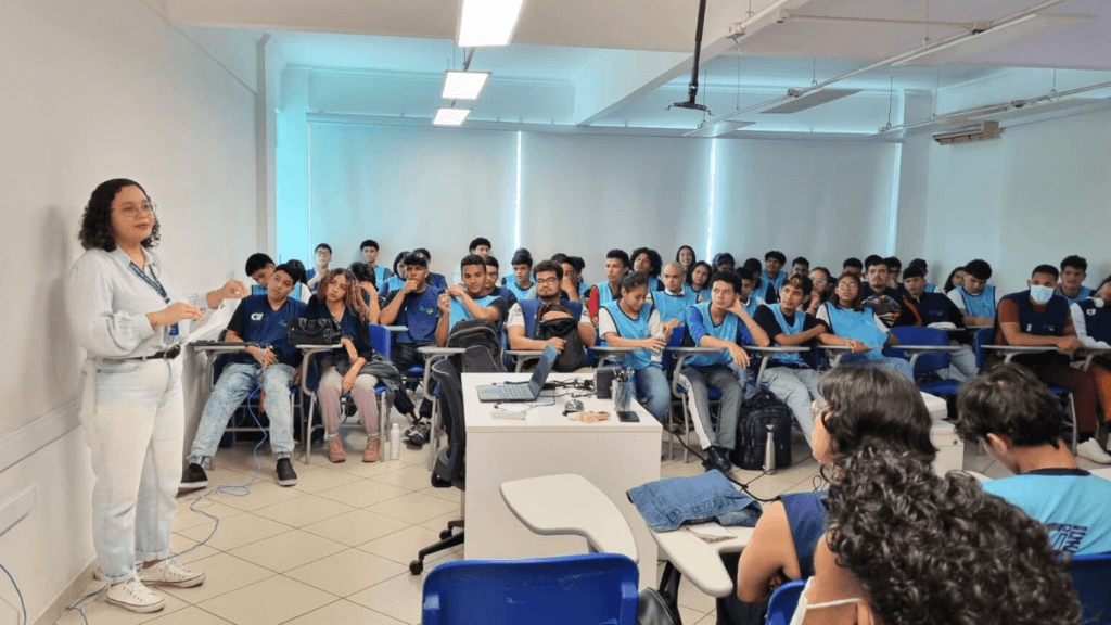 Fametro participa de palestra sobre jovens nas empresas em comemoração ao Dia do trabalhador aprendiz