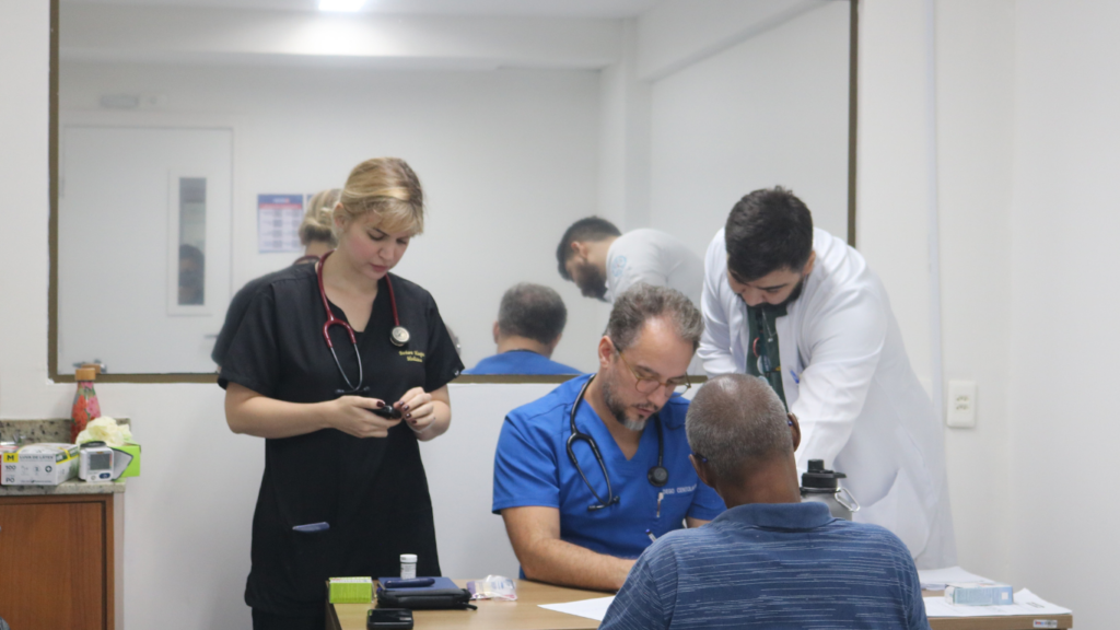 Fametro realiza atividade de extensão para atendimento a idosos do Fórum dos Direitos da Pessoa Idosa