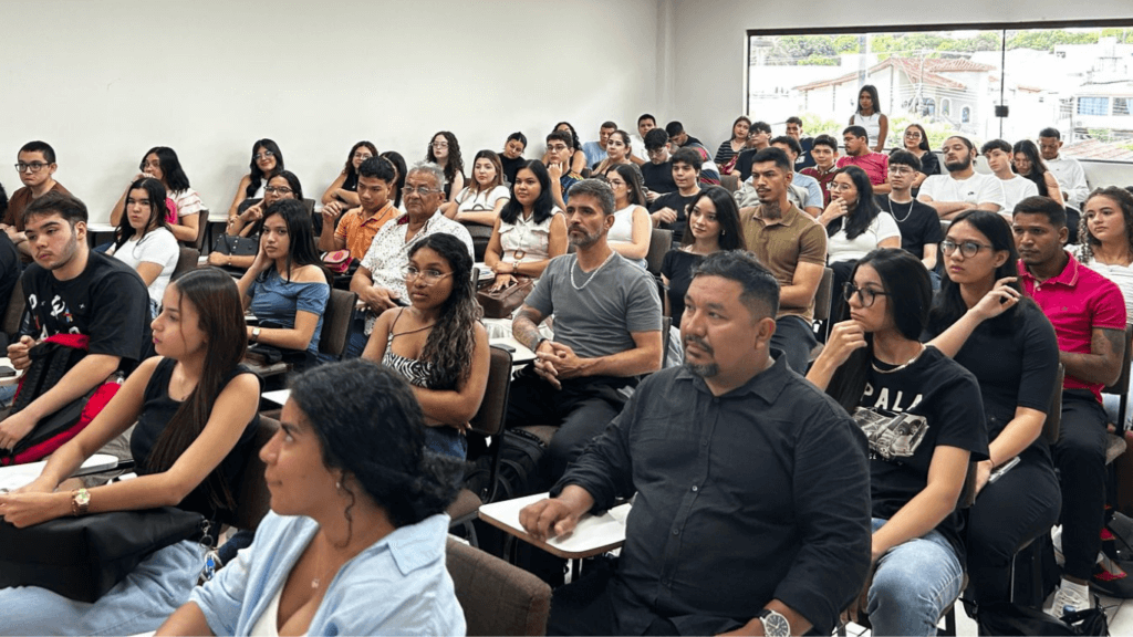 Centro Universitário Fametro realiza recepção para calouros