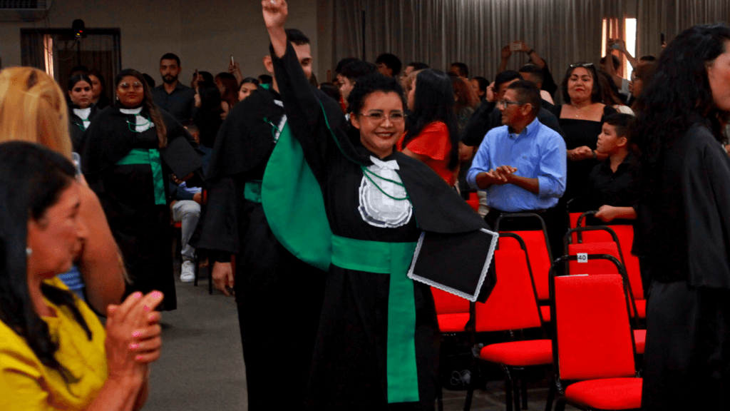 Fametro inicia semestre com a primeira colação de grau dos formandos de Enfermagem de 2025