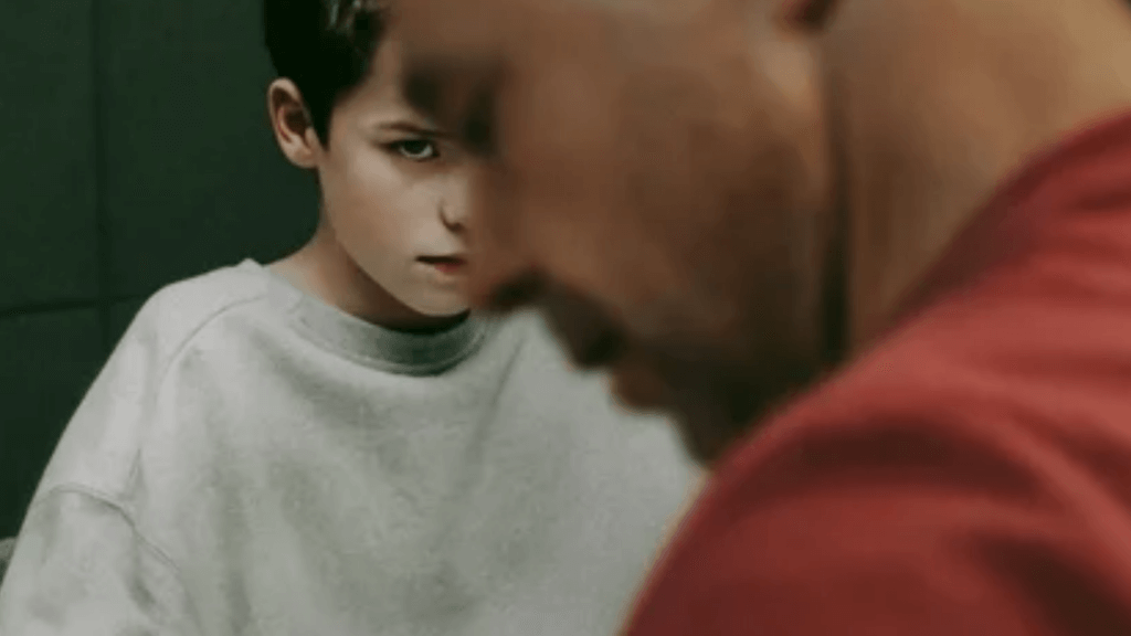 Entenda a relação entre a série Adolescência e a saúde mental dos jovens