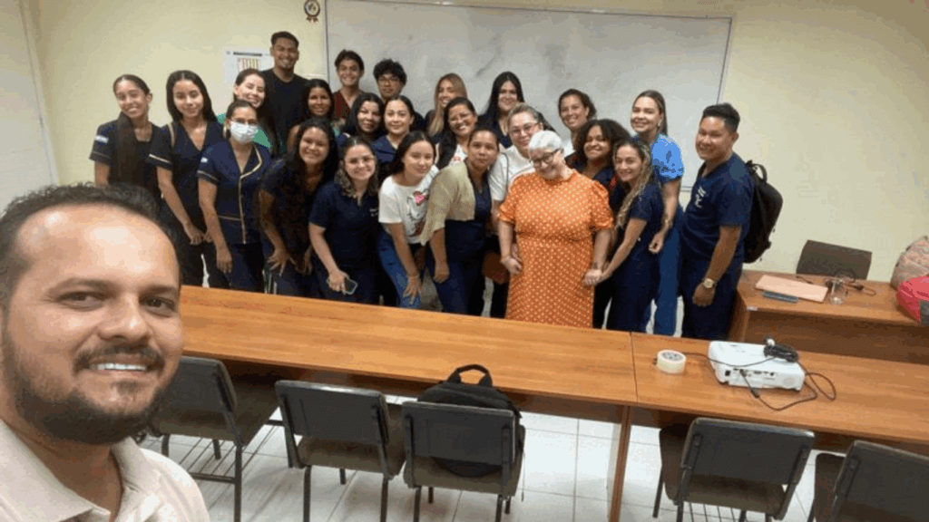 Semana da Enfermagem da Faculdade Amazonas inicia com sucesso em Manacapuru