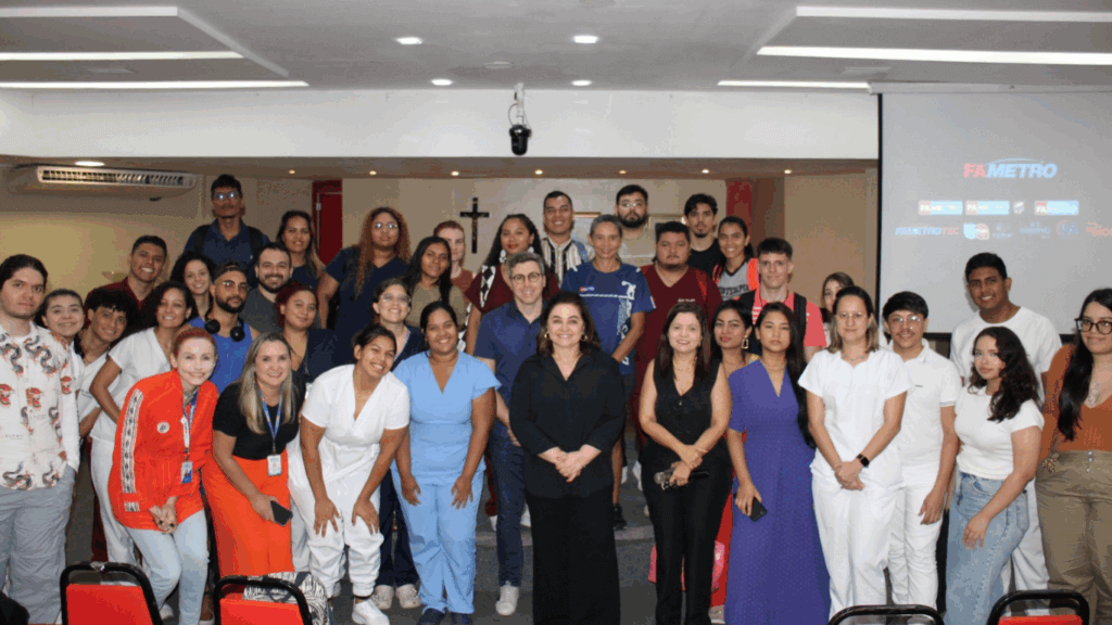 Centro Universitário Fametro reúne representantes de turma para diálogo e melhoria contínua