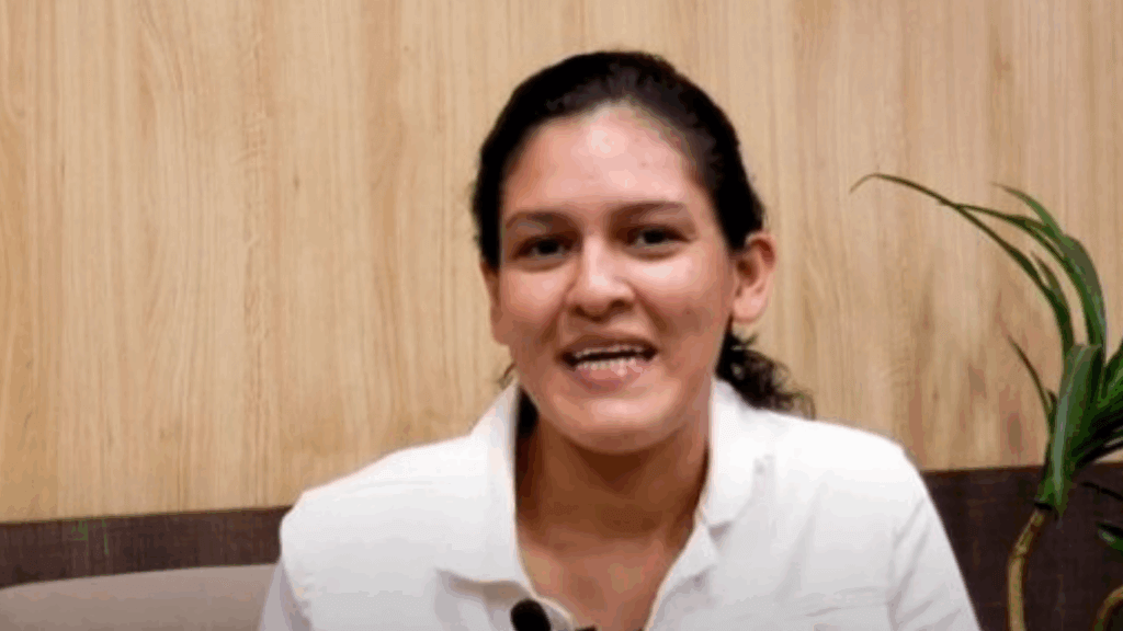 Fametro mudou minha vida: Aluna de Urucurituba emociona ao agradecer professores durante visita a Manaus