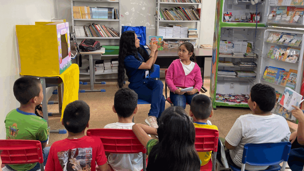Alunos de Medicina Veterinária da Fametro levam projeto “Descongele sua Leitura” a crianças de Iranduba