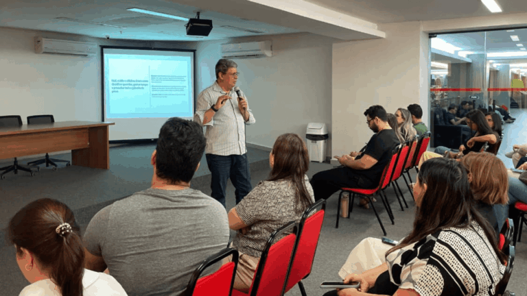 Você sabe o que é o ENAMED? Acadêmicos de Medicina da Fametro participam de palestra sobre o exame