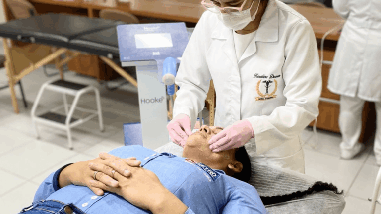 Clínica de Estética da Fametro Leste une aprendizado acadêmico e atendimento gratuito à comunidade