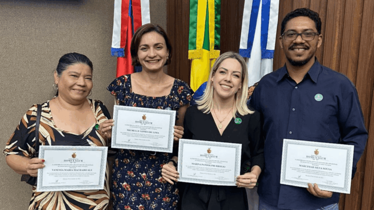 Mais de 300 Médicos Veterinários são Homenageados em Sessão Especial na Aleam