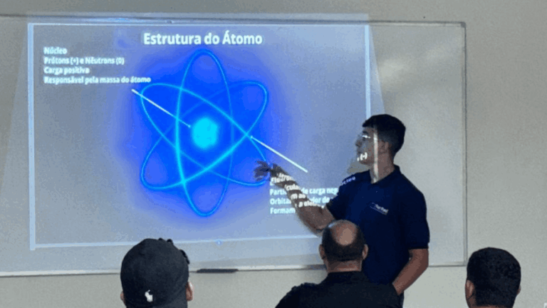 Radiologia recebe egresso para palestra sobre interação dos elétrons e levantamento radiométrico