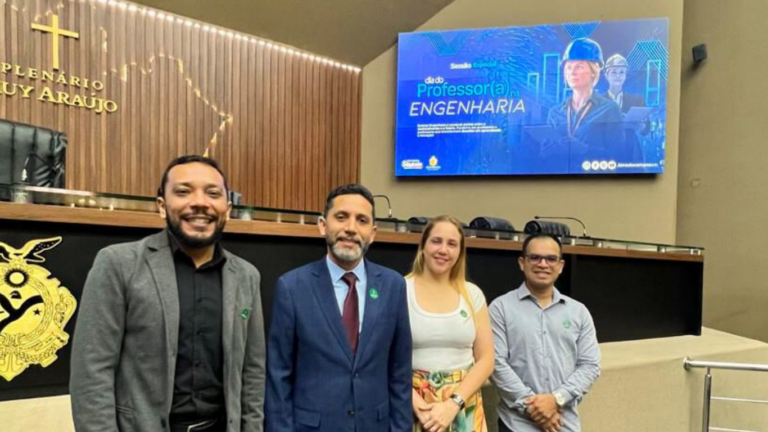 Professores de Engenharia participam de homenagem na Assembleia Legislativa do Amazonas