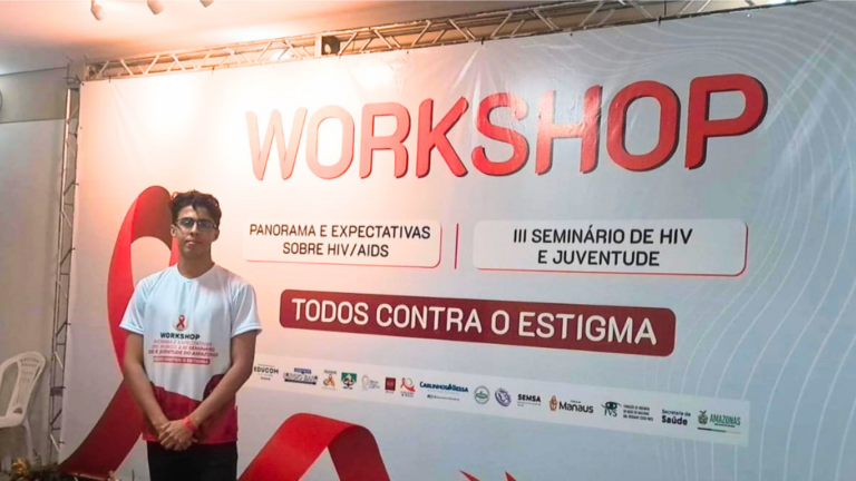 Fametro Cachoeirinha se destaca em pesquisa: acadêmico de Farmácia palestra em workshop sobre HIV/AIDS