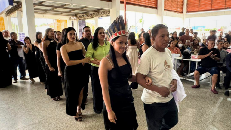 Mais de 400 alunos participam da Cerimônia do Jaleco da Fametro Tabatinga no Alto Solimões