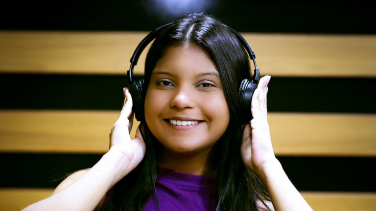 Estudante de Jornalismo da Fametro é a única representante da Região Norte entre os 20 finalistas do “Profissão Repórter Procura”
